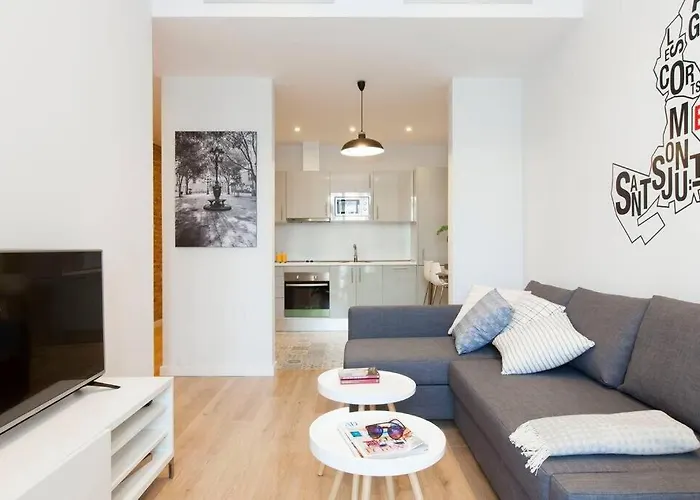 Beautiful 4Bd 4Ba Apartment In Eixample District