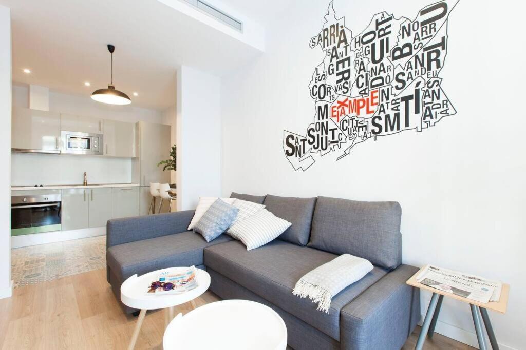 Beautiful 4bd 4ba In Eixample District Apartment Barcelona